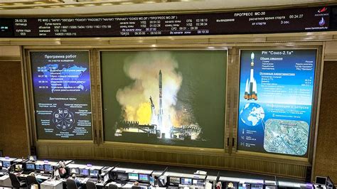 Исследуй морские просторы с грузовым кораблем