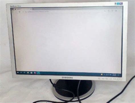Настройка параметров изображения на мониторе Samsung Syncmaster 205BW