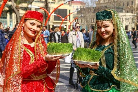 Традиции и атмосфера