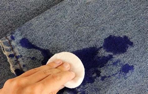 Эффективные способы удаления чернильного пятна