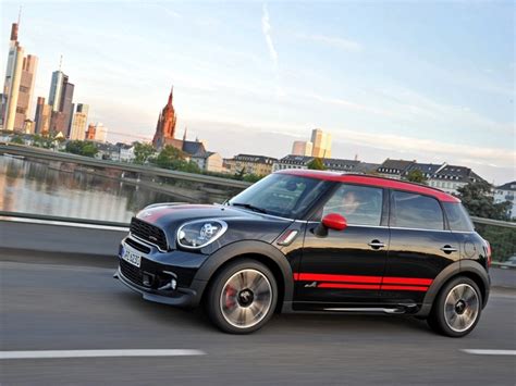 Mini Cooper 2011 года – отличие и сравнение